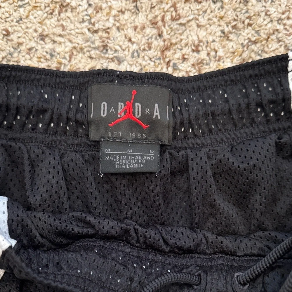 Air Jordan Legacy Flight Black White Red Mesh Athletic Basketball Shorts Size M